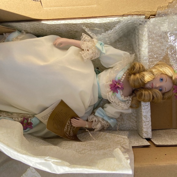 New new never used, has tag. Vintage, beautiful, it comes from original box . - Picture 3 of 8